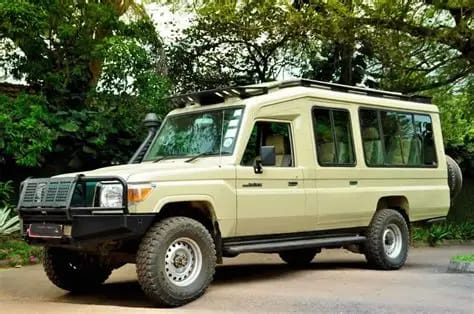 Gimahi Travel - Safari Vehicle